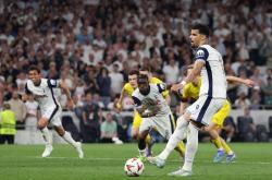 lol高校认证-热刺客场登顶，零封对手轻取三分的简单介绍