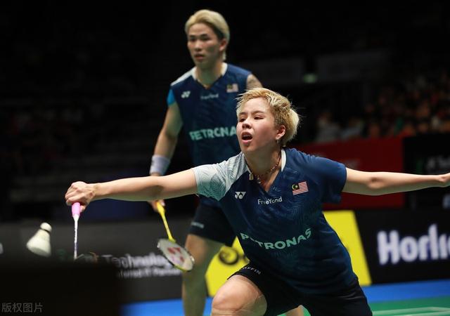 法国羽毛球队爆冷英格兰羽毛球队，辛杜绝境逆转的简单介绍