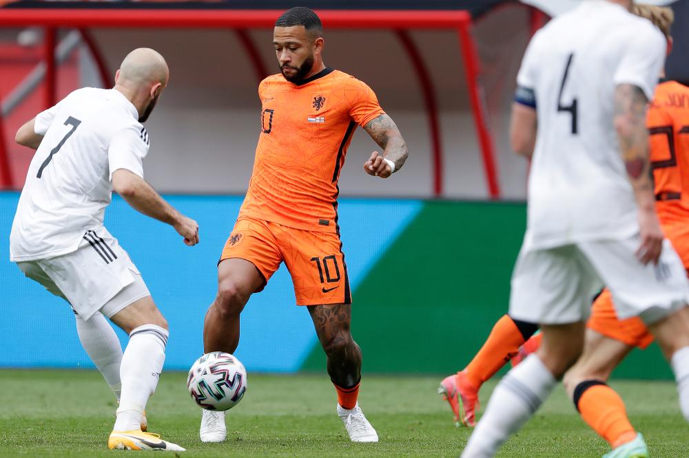 关于美国完胜荷兰，门迪扛起全队的信息